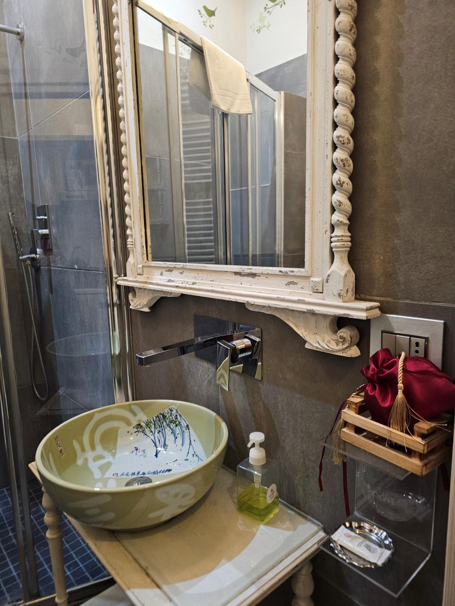 Ab Suite Bohemien B&B Болонья Экстерьер фото