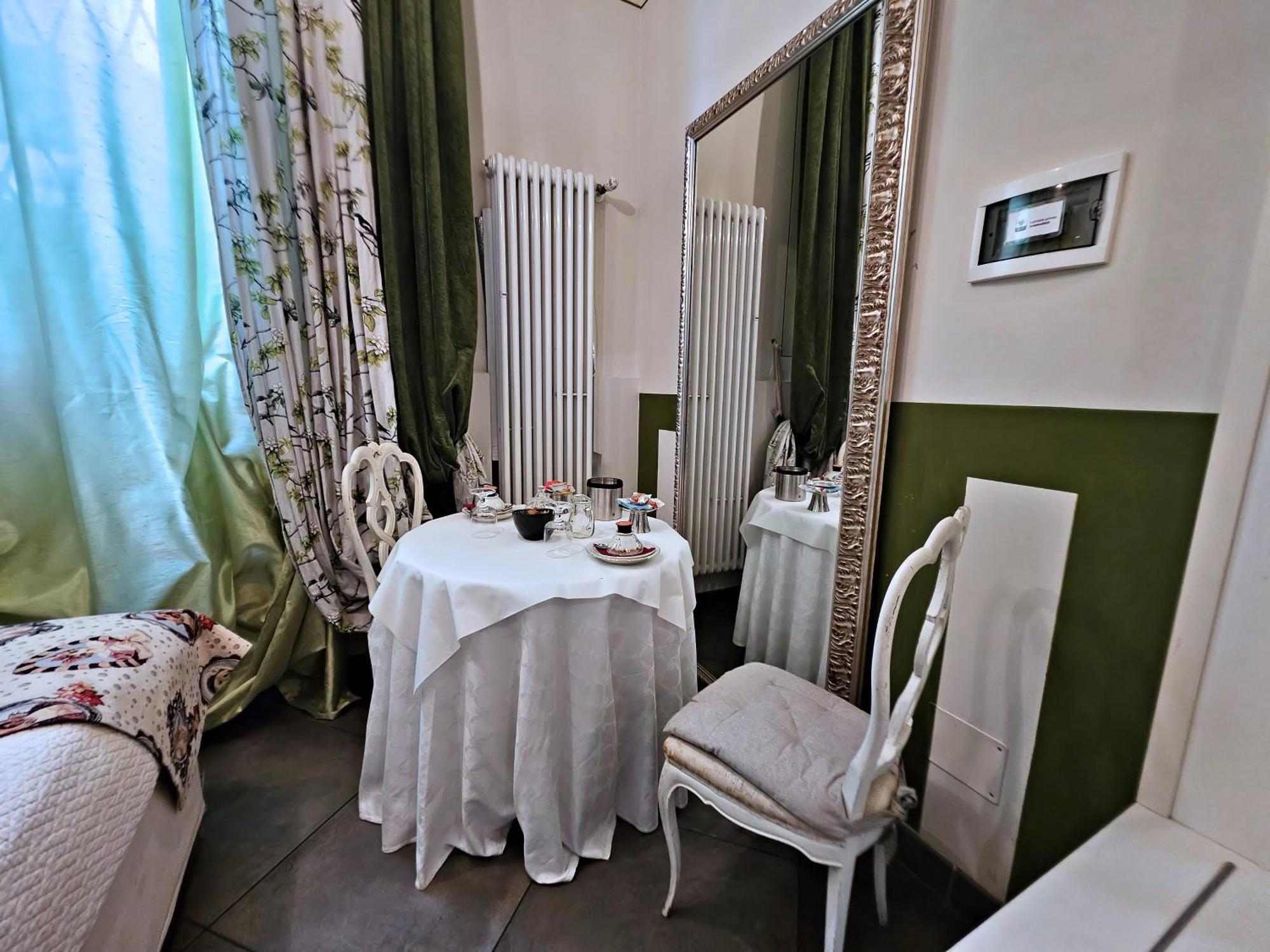 Ab Suite Bohemien B&B Болонья Экстерьер фото
